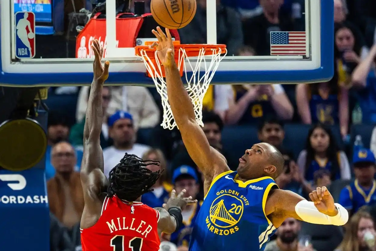 开云体育娱乐-17+18！勇士输球仍有收获，替补小钢炮爆惊喜，3特质扮演乱战高手